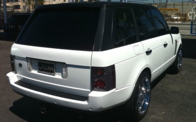 Range Rover HSE Wrapped in Matte White Vinyl